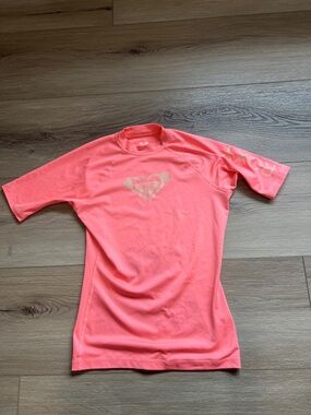 Roxy Girls Coral Pink Short Sleeve Rash Guard Top girls size medium
